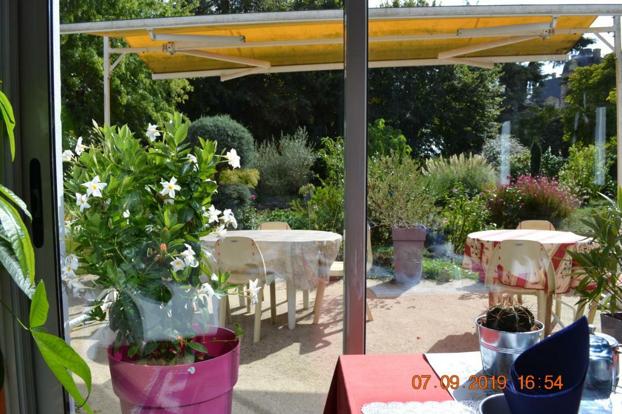 Hotel Le Castel Brissac-Quince Εξωτερικό φωτογραφία